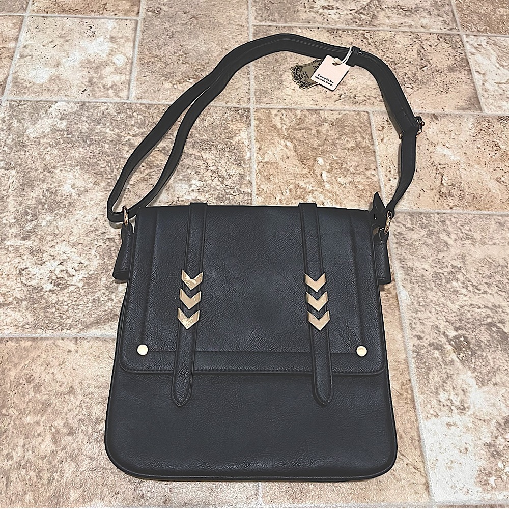 Alyssa Black Purse